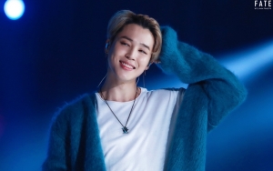 SBS Gayo Daejun 2019: Jimin BTS Bikin Gemas Gendong Bocah Perempuan Bak Anak Sendiri