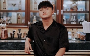 Lina Mantan Istri Sule Sudah Melahirkan, Rizky Febian Gendong Sang Adik Baru