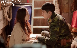 Son Ye Jin dan Hyun Bin Bakal Habiskan Malam Bersama, 'Crash Landing on You' Makin Dipuji