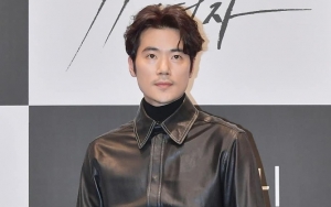 Kim Kang Woo Akui Kehilangan Berat Badan Saking Seringnya Beradegan Aksi di 'Woman of 9.9 Billion'