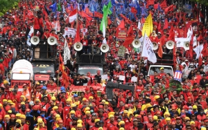 Serikat Buruh Justru Tolak Uang Saku Untuk Korban PHK, Kenapa?