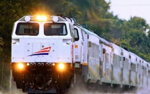 AC Kereta Api Jatuh Saat Langsir Jadi Sorotan di Dunia Maya, PT KAI Buka Suara