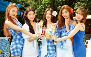 Red Velvet Ungkap Wendy Tak Mau Lepas Mic Usai Jatuh, Cedera Parah Sampai Tak Bisa Kunyah Makanan