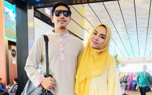 Medina Zein Positif Narkoba, Suami Tampan Lagi Umrah Langsung Diminta Buru-Buru Pulang