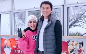Syahrini Kenang Perkenalannya dengan Suami, Beri Semangat para Jomblo Malah Tuai Reaksi Sinis