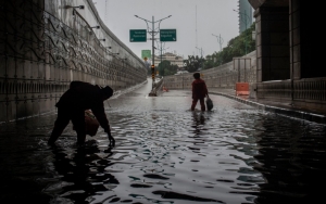 Ahok 'Terseret' Banjir Jakarta 2020 Hingga Jadi Trending Topic 