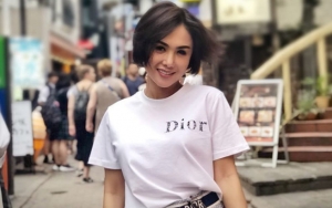 Yuni Shara 'Juragan Batu Bara' Ngepel Cantik Usai Banjir, Rumah Mewah Bak Hotel Bintang 5