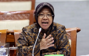 Siapkan Alat Monitor Cuaca 24 Jam, Tri Rismaharini Ajak Warga Baca Kondisi Alam