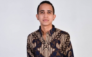 Bikin Ngakak, YouTuber Andovi Da Lopez Salahkan Jomblo Jadi Penyebab Banjir Di Jakarta