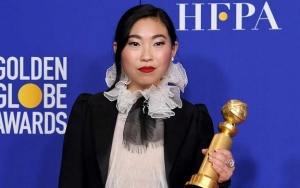 Awkwafina Cetak Sejarah Baru di Golden Globes 2020
