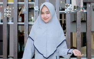 Ria Ricis Tuai Pro Kontra Gara-Gara Pakai Baju Begini Saat Bantu Korban Banjir