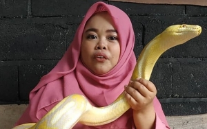 Kekeyi Disindir Cari Sensasi Saat Rias Wajah Manekin, Sebut 'Head Sanitizer' Ramai Ditertawakan