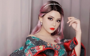 Jenita Janet Mantap Gugat Cerai, Sang Suami Ingin Kesempatan Pertahankan Rumah Tangga