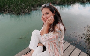 Marsha Aruan Panik Hingga Kebingungan Saat Tak Tahu Cara Makan Ikan Asin Justru Ramai Dibela 