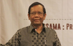 KPK Lakukan OTT Tanpa Izin Dewas, Mahfud: Tidak Apa-Apa