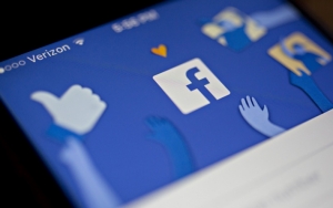 Warganet Bingung Akun Medsos 'Nge-Like' Facebook Anies Baswedan, Diretas?