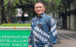 Sekjen PDIP Ngotot Tak Terlibat Suap KPU, Andi Arief Ungkap Fakta Ini