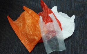 DKI Larang Plastik Sekali Pakai, YLKI Minta Pemprov Sediakan Alternatif Ramah Lingkungan