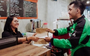 Restoran Ini Tuai Hujatan Usai Larang Ojol Masuk ke Dalam Untuk Memesan