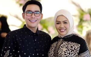 Ely Sugigi Galau Cari Kebahagiaan Abadi, Putus dari Pacar Baru?