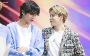 V BTS Cemburu Jimin Dipuji Ganteng Pakai Kacamata Bulat