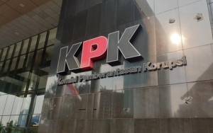 Buru Harun Masiku ke Luar Negeri, KPK Minta Bantuan Interpol
