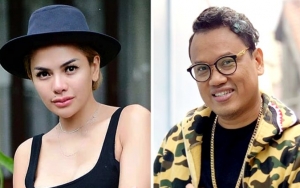 Sempat Sindir Hingga Unfollow, Nikita Mirzani Nangis Saat Damai dengan Uya Kuya