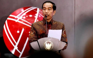 Jokowi Dukung OJK Reformasi Lembaga Non Bank RI