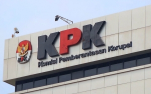 Kasus Suap DPR PAW 'Jalan di Tempat', Tagar #KPKMencretLawanPDIP Trending