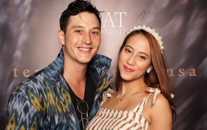 Mike Lewis Ternyata Tak Buru-Buru Menikah Meski Sudah Resmi Tunangan, Kenapa?