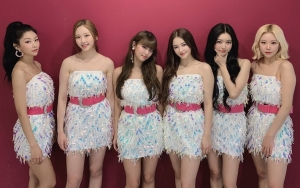 Momoland Beber Alasan Nangis Tersedu-sedu Saat 'Thumbs Up' Raih Piala Di Acara Musik