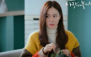 Tim Produksi Bocorkan Situasi Genting Saat Son Ye Jin Diculik di 'Crash Landing on You'