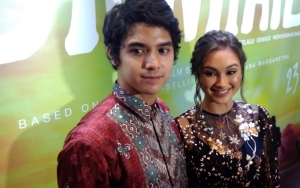 Ciuman Dengan Caitlin Halderman Dalam 'Dignitate', Al Ghazali Canggung?