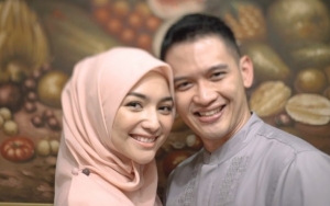 Rezky Aditya Perhatian Suapi Istri, Citra Kirana Dikritik Karena Makan Berdiri