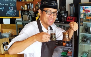 Profil Nurmansyah Lubis: Pedagang Kopi yang Kini Jadi Cawagub DKI Jakarta