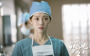 Akting Lee Sung Kyung di 'Romantic Doctor, Teacher Kim 2' Mulai Tuai Pujian