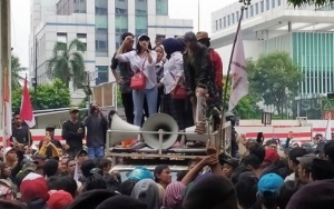 Tersinggung Disebut Daerah Miskin dan Kriminal, Warga Tanjung Priok Demo Yasonna