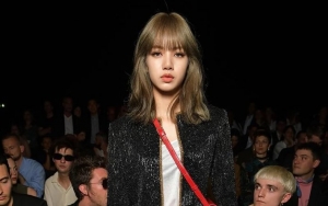 Lisa BLACKPINK Buka-Bukaan Soal Stres dan Kritik Negatif