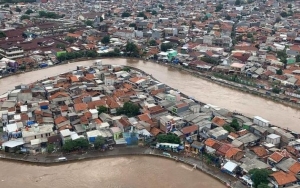 Ibu Kota Banjir Lagi, Sejumlah Rute TransJakarta Lumpuh