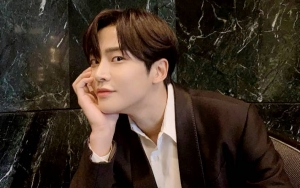 Rowoon Bocorkan Cara Kreatif Bikin Pendek Tinggi Badan
