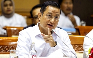 Sebut UU ITE Tak Beres, Menteri Sosial Imbau Jajarannya Hati-Hati di Medsos