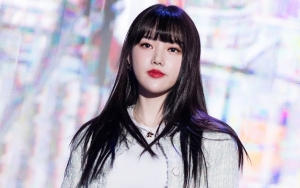 Foto-Foto Yerin G-Friend Kenakan Model Busana Ini Tuai Pujian Selangit