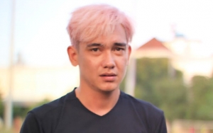 Move On dari Vanesha Prescilla, Adipati Dolken Tatap Mesra Wanita Cantik Ini Dicurigai Pacar Baru