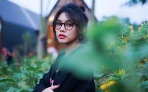 Dicap Sombong, Vanesha Prescilla Santuy Pakai Kaos Melorot Dipuji Model Kelas Dunia