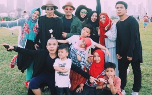 Label Rekaman Siti Badriah Gugat Gen Halilintar Akibat Rugi Miliaran, Orangtua Atta Mangkir?