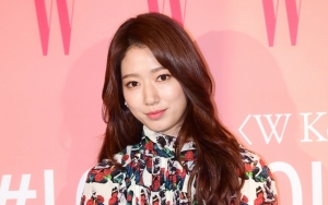 Wajah Park Shin Hye Dipuji Tak Kalah Cantik Dari Keindahan Alam di 'Humanimal'