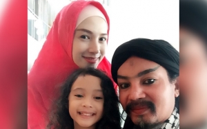 Mangkir Sidang Cerai, Istri Kedua Limbad Pilih Plesiran Ke Luar Negeri
