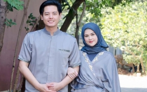 Cut Meyriska Hamil 7 Minggu Dipeluk-Diciumi Roger Danuarta, Vlog Trending Banjir Reaksi Haru