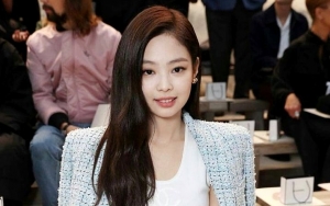 Jennie BLACKPINK Dipuji Habis-Habisan Berkat Ekspresi Cantik Sampai Kocak di Postingan Insta Story