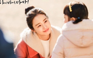 Kim Tae Hee Tenggak Minuman Keras dan Dikejar-Kejar Orang di Teaser 'Hi Bye, Mama!'